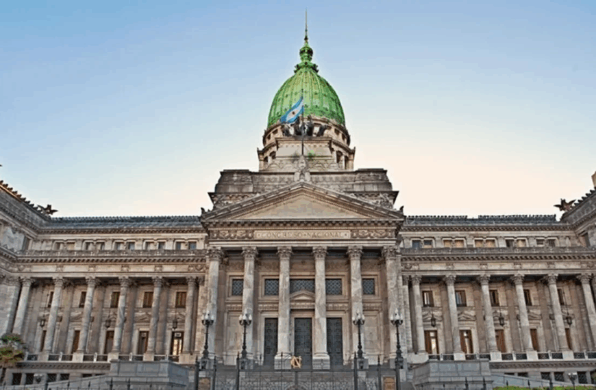 El Gobierno busca convocar a sesiones extraordinarias antes del 10 de diciembre