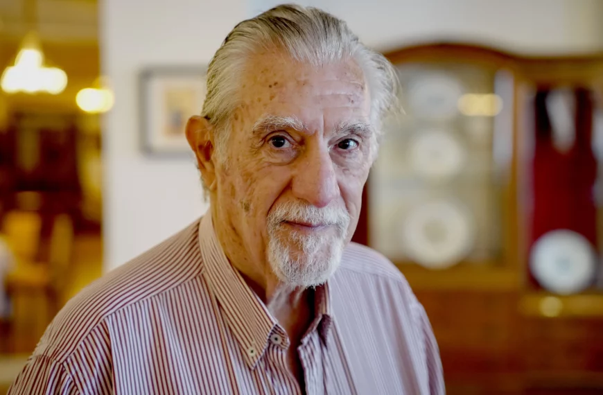 Storani, histórico dirigente radical: “el modelo de economía primaria de Milei es un fracaso histórico y dejará 20 millones de argentinos sobrantes”