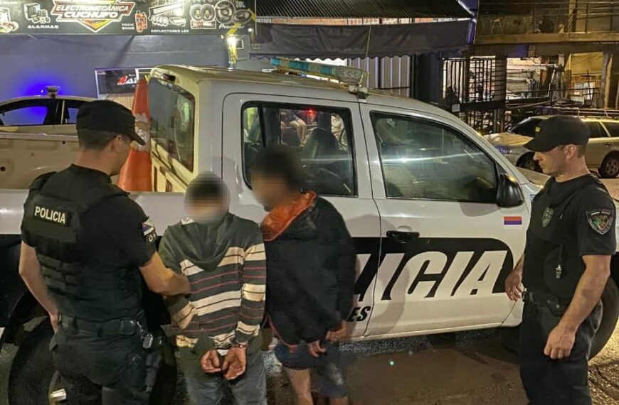 Dos asaltantes fueron capturados cuando intentaban cometer un robo en Eldorado