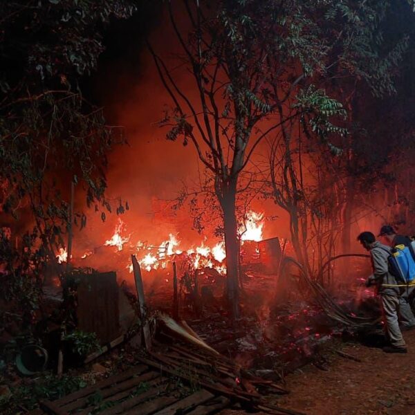 Apóstoles: sofocaron un incendio en una vivienda de Picada La Lencha sin personas lesionadas