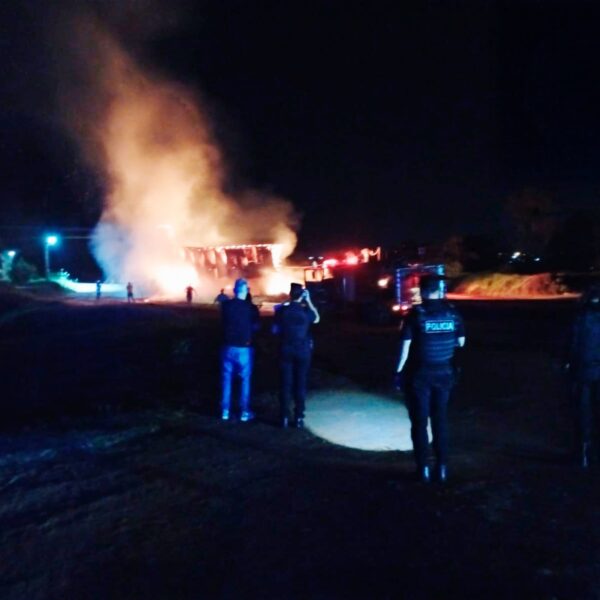 Eldorado: incendio en un aserradero provocó daños materiales sin personas lesionadas