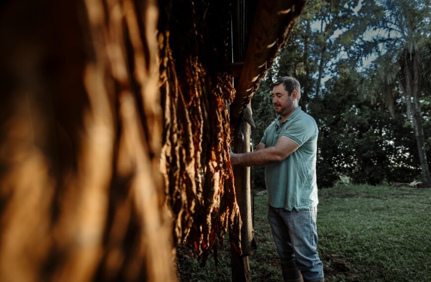 Passalacqua anunció el acuerdo del precio del tabaco y destacó el diálogo como eje para sostener la producción