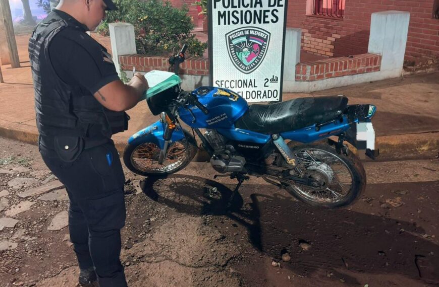 Investigadores de Eldorado recuperaron una motocicleta robada minutos antes