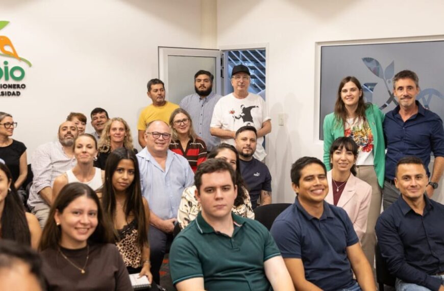 “Creemos en una argentinidad misionera”, dijo Passalacqua al participar de un encuentro de egresados de la Escuela Federal de Desarrollo del CFI