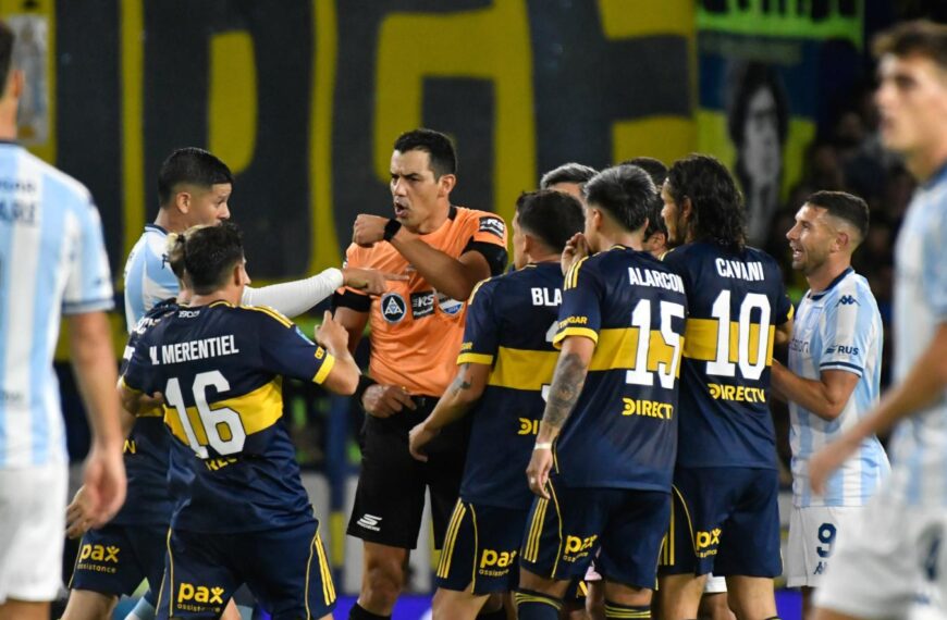 Torneo Apertura: Boca no pudo con Racing y otra vez se fue silbado