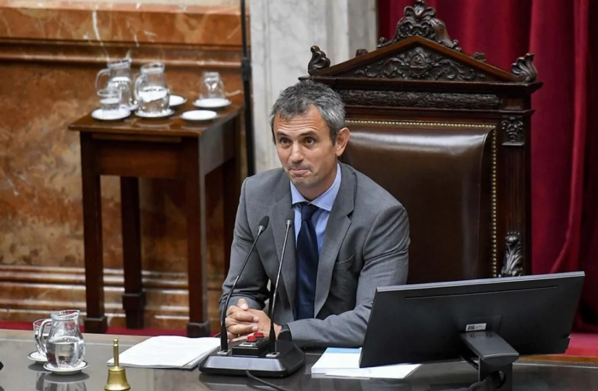 Reforma laboral: el Gobierno quiere evitar cambios y apuesta a una ley complementaria o la reglamentación