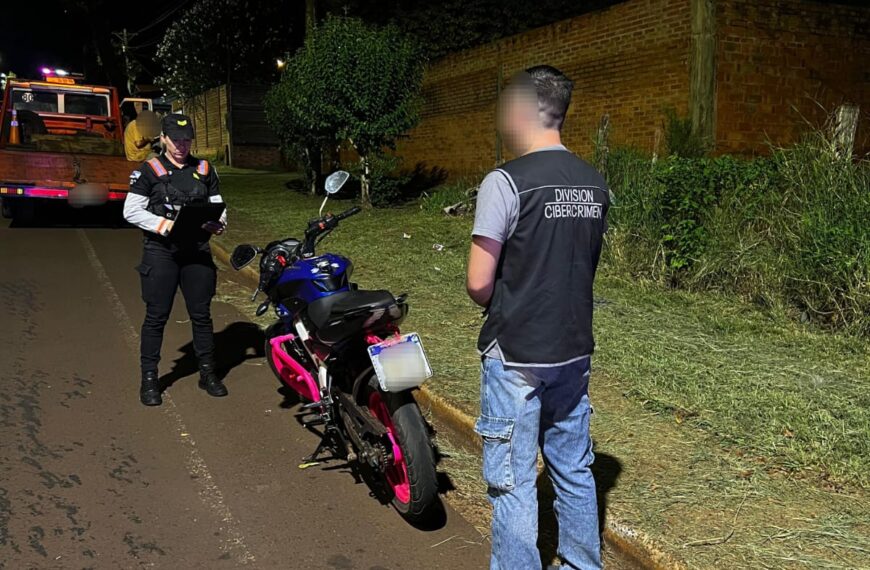 Controles policiales en Misiones sacaron de circulación un auto y una moto robados en Buenos Aires