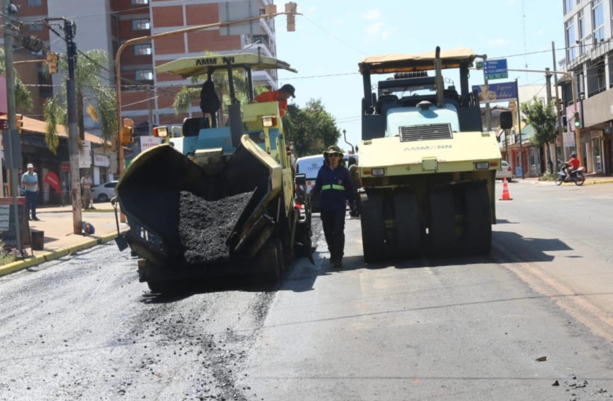 Continúan las obras de bacheo sobre la Avenida San Martín a la altura del kilómetro 9
